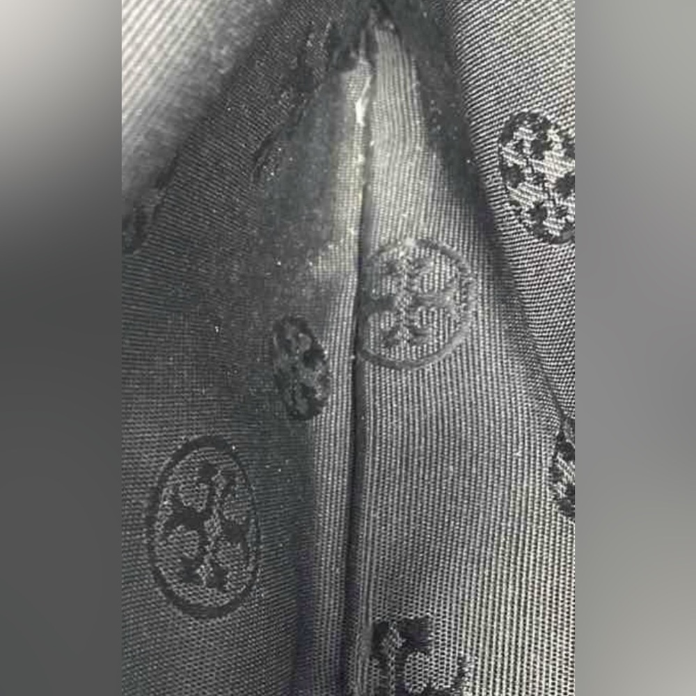 Tory Burch Black Crossbody Bag with Gold Logo - Picture 10 of 14